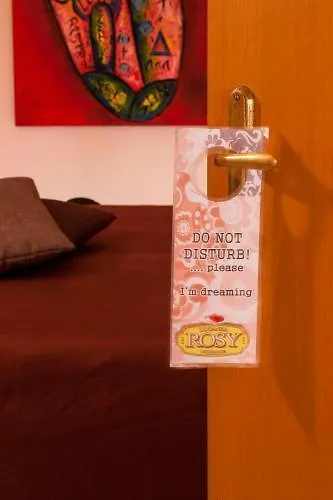 Hotel Locanda Rosy Κατόλικα